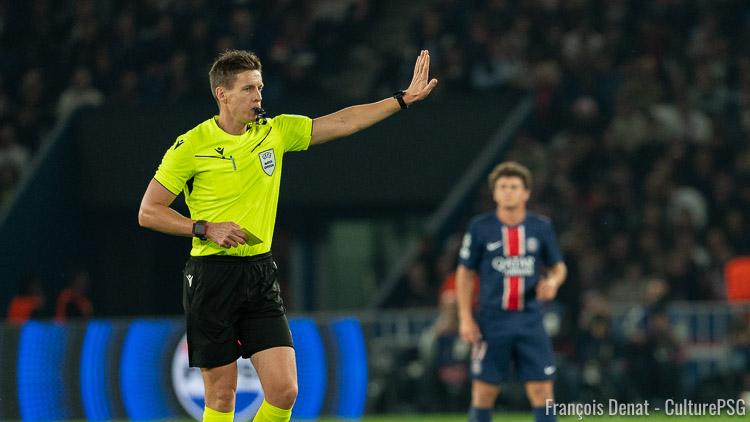 L'UEFA a désigné les arbitres des matches de la sixième journée de Champions League et c'est l'Allemand Daniel Siebert qui a été choisi pour diriger le Bilbao/PSG de ce mercredi soir. Un arbitre peu expérimenté sur la scène européenne mais qui rappelle des bons souvenirs au PSG.