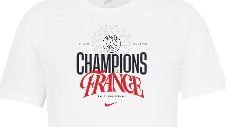 Le PSG a remporté mercredi soir son 14e titre de champion de France (son cinquième d'affilée) en battant Lens 2-0 à Bollaert. Dans la foulée, le club a dévoilé un tee-shirt pour célébrer ce nouveau titre.