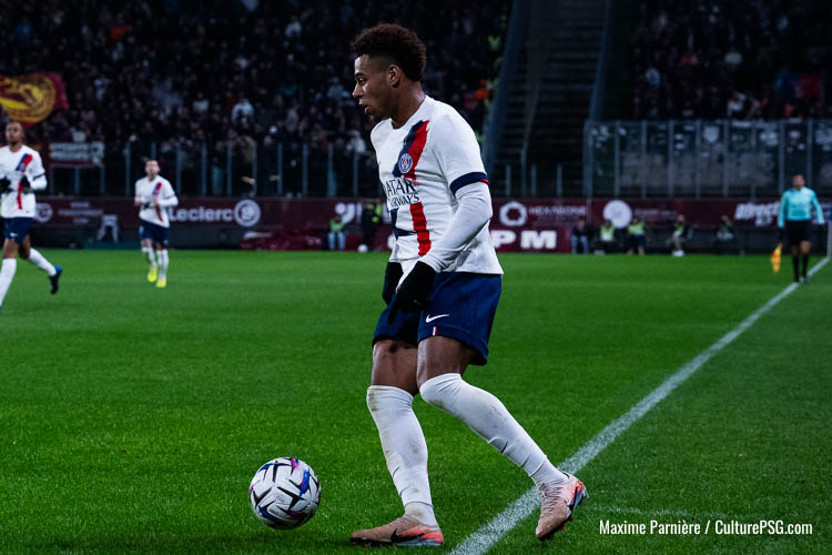 En déplacement à Nice, le PSG s'est imposé de façon superbe et logique, emmené par ses individualités dans l'ensemble au niveau. Voici les notes des Parisiens pour ce Nice/PSG (0-4) !
