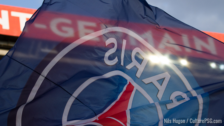Drapeau PSG Paris Saint-Germain Bleu - football