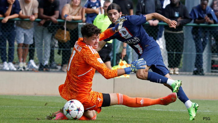 Formation : Un premier contrat professionnel discuté pour la révélation Housni | CulturePSG