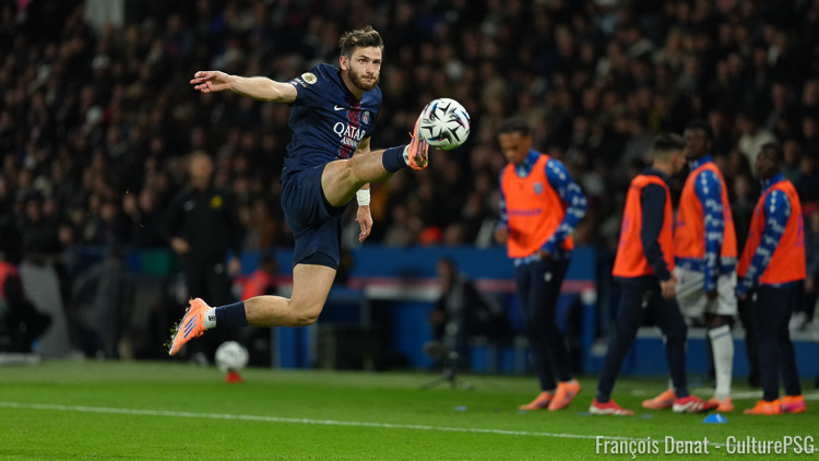 La presse du jour se rejoint dans l'ensemble sur les compositions d'équipe du PSG/OM de ce jeudi soir (19h), affiche du Trophée des Champions, mais il existe une légère incertitude côté parisien en attaque.