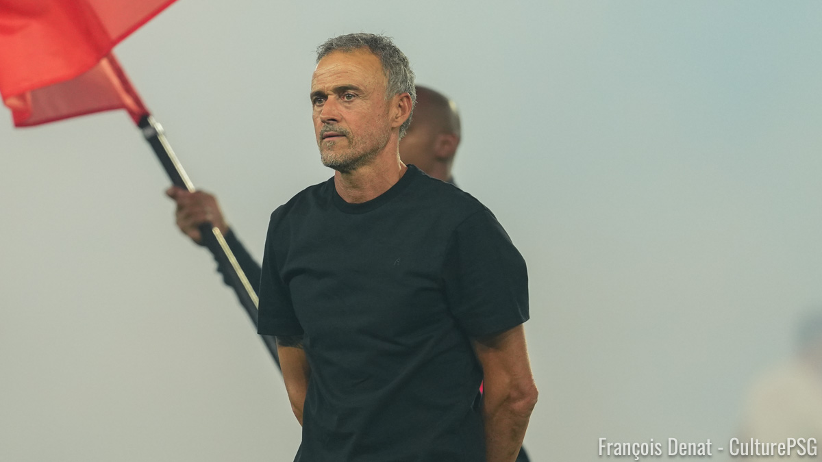 Grâce aux résultats des autres clubs du haut de tableau et tout particulièrement le nul entre Strasbourg et Monaco, le PSG réduire l'écart actuel de neuf points sur la tête du classement de façon non négligeable ce dimanche soir à Brest. Mais il va falloir gagner en Bratgne.