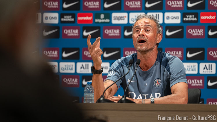 Interrogé sur les nombreux retours de blessure dont devrait profiter son équipe à la veille de PSG/Newcastle, l'entraîneur parisien Luis Enrique a salué la Champions League, « le meilleur médicament » selon lui.