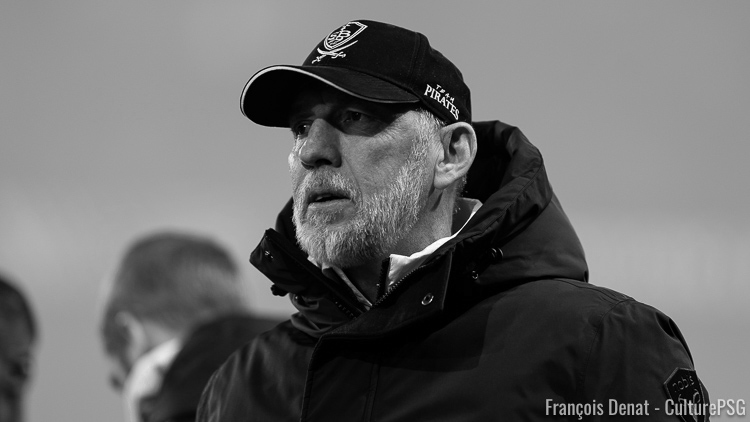 Entraîneur de Brest depuis janvier 2023, Éric Roy s'est éteint ce mercredi après plusieurs années de lutte contre un cancer du pancréas. Le PSG et Luis Campos lui ont rendu hommage sur les réseaux sociaux.