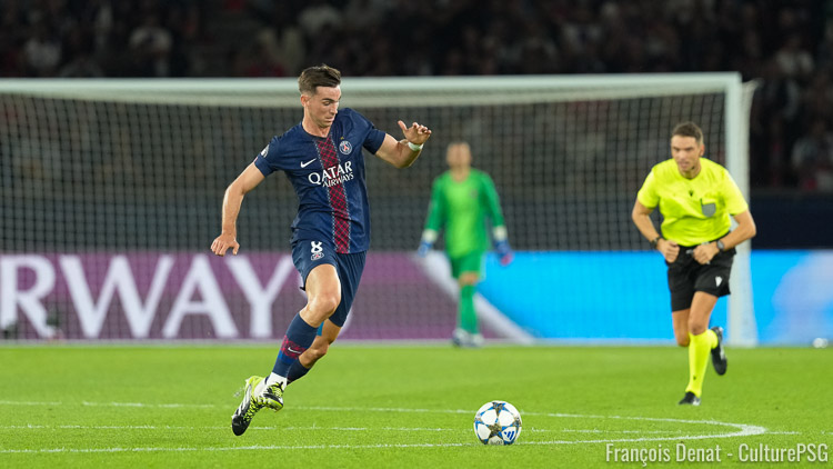 Le grand duel entre la Géorgie de Kvara et l'Espagne de Fabian Ruiz a largement tourné à l'avantage des visiteurs, avec le milieu parisien décisif de façon magistrale. La partie a été à sens unique, avec des Champions d'Europe en contrôle du début à la fin. Voici le résumé video de ce Géorgie/Espagne et les buts :!