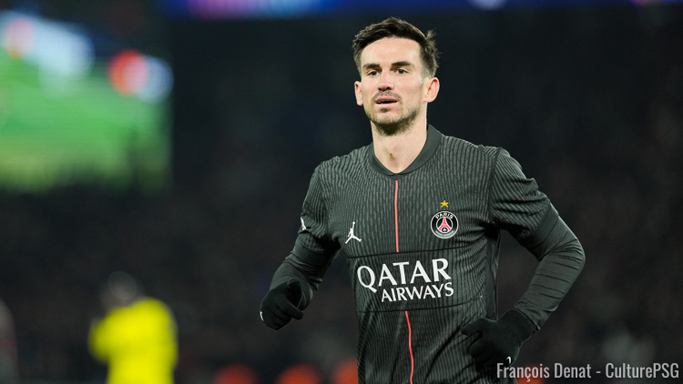 Blessé depuis le 21 janvier par un coup reçu au niveau du genou gauche, Fabian Ruiz est reparti pour au moins deux semaines à l'infirmerie. Ce n'est pas une rechute pour autant, mais l'horizon du milieu ne s'éclaircit pas vraiment pour autant.