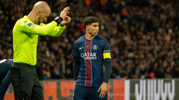 Diffuseur exclusif du championnat de France, Ligue 1+ a dévoilé dimanche soir une vidéo des images et du son produites par la « ref cam » de l'arbitre Eric Wattellier, qui officiait vendredi soir lors de Lille/PSG (2-2). De quoi mieux comprendre sa gestion du temps additionnel et mettre fin à la polémique lancée par certains Lillois.