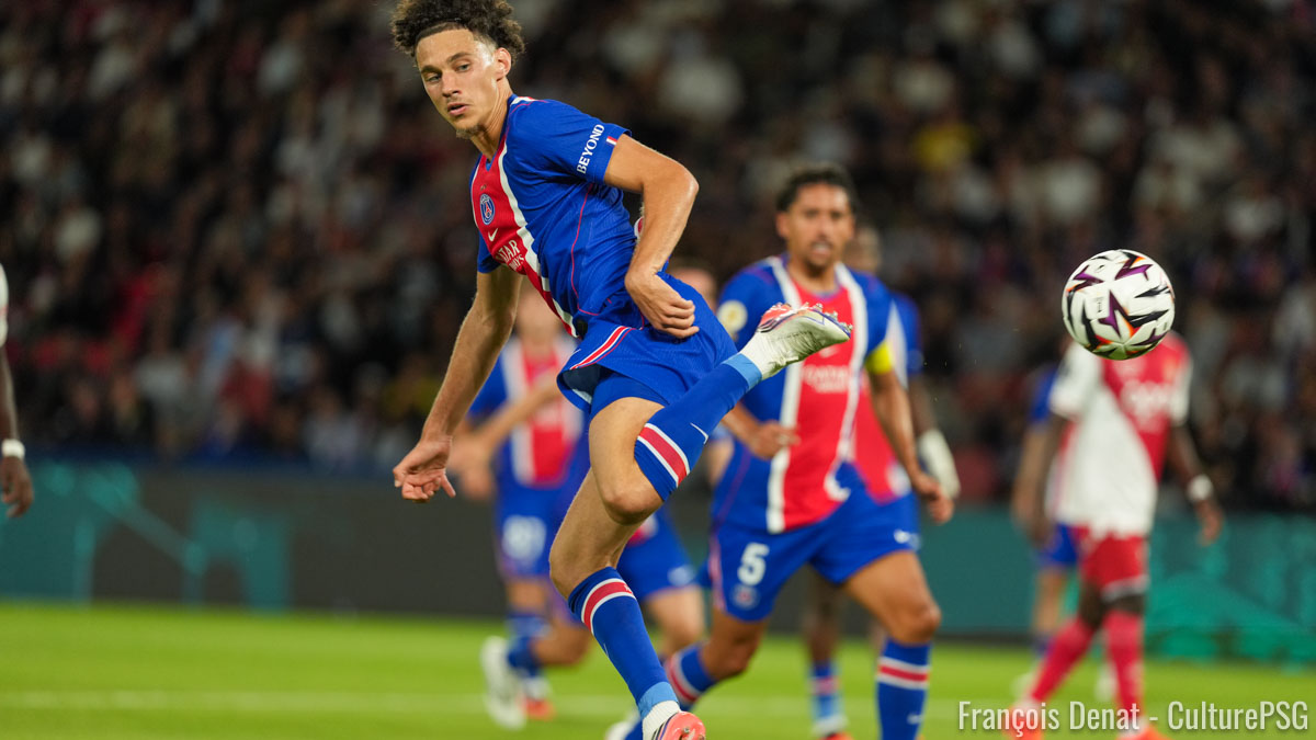 Le PSG a été battu par l'AS Monaco ce vendredi soir (1-2), enchaînant son quatrième match consécutif sans victoire. Laborieux, ce début de saison des Parisiens est aux portes de l'inquiétant, avant la reprise de la Ligue des Champions dès ce mercredi face au Slovan Bratislava (21h00).