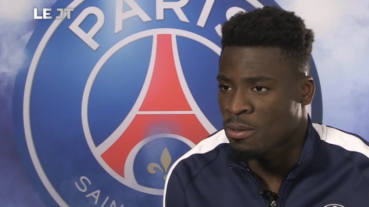 Serge Aurier est revenu sur l'élimination en Coupe d'Europe et s'est projeté sur la fin de saison au micro de PSG.TV. Il érige le championnat en priorité absolue.