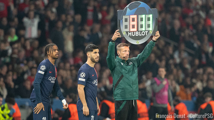 L'UEFA a décidé de nommer l'arbitre italien Davide Massa pour arbitrer Stuttgart/PSG ce mercredi soir en Champions League. Un arbitre de 43 ans qui n'a jamais arbitré les deux équipes, même s'il était présent au Parc des Princes en mai dernier contre Dortmund.