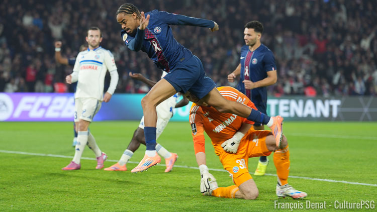 Attendu comme un choc, PSG/Strasbourg a effectivement tenu ses promesses même si les troupes de Luis Enrique ont dû se contenter d'un match nul logique bien que frustrant. Retour sur cette partie en 30 pensées rapides à propos du jeu, des joueurs ou encore des choix de l'entraîneur parisien, parfois déroutants.