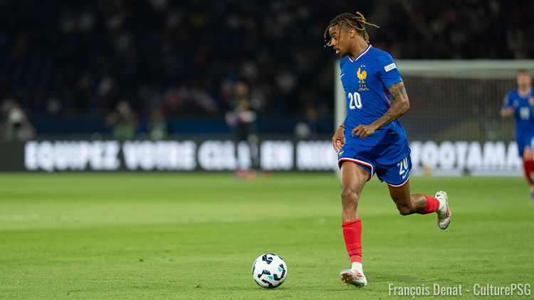 A bout de souffle avec le PSG ces dernières semaines, Bradley Barcola a rassuré avec l'équipe de France jeudi soir au Parc des Princes face à l'Ukraine, signant une première période « incisive » avant de céder sa place à Hugo Ekitike à la 67e minute. 