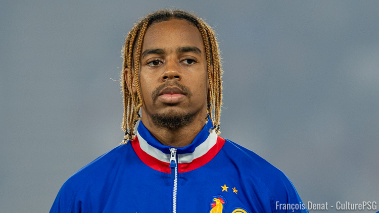Les relations entre le PSG et la FFF ne se sont pas réchauffées lors de ce mois d'octobre avec une nouvelle passe d'armes lundi soir autour du cas Bradley Barcola. Mais au fait, que reproche exactement le club à la FFF après le forfait de son ailier ?