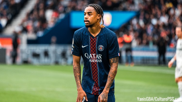 A quelques heures de l'affiche OM/PSG, le club de la capitale a dévoilé le groupe retenu par Luis Enrique et les absents sont au nombre de quatre. Dont Bradley Barcola qui n'est finalement pas là.