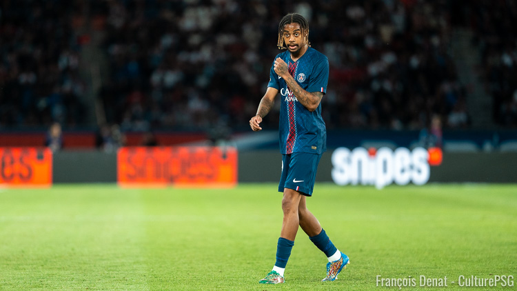 Le PSG a dominé le RC Lens sans réellement trembler ce dimanche en Ligue 1, porté par un Barcola en grande forme et un Vitinha très inspiré. Voici nos notes de ce PSG/Lens.