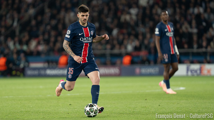 Mis au courant des envies d'ailleurs de Lucas Beraldo durant la Coupe du monde des clubs, le PSG n'a pas apprécié que l'information fuite dans la presse dès le lendemain de la finale perdue face à Chelsea.