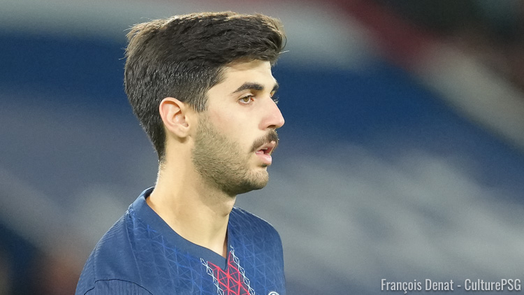Deux ans après leur transfert au PSG, Lucas Beraldo (21 ans) et Gabriel Moscardo (20 ans) pourraient retourner au Brésil selon la presse locale.