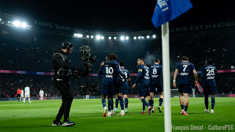 Alors que cela est devenu une rareté, le PSG sera diffusé au moins une fois de plus par une chaîne gratuite d'ici la fin de saison, probablement plus.