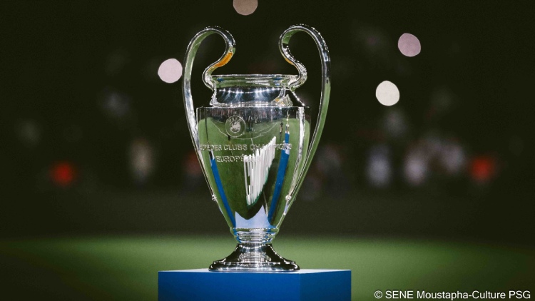 Le PSG connaîtra cette semaine ses 8 adversaires en phase de ligue de la Champions League 2025/2026. Quand aura lieu le tirage au sort, où et à quelle heure ? Sur quelle chaîne le suivre en direct ? Réponses ci-dessous.