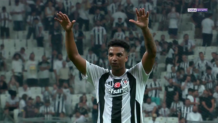 Pour sa grande première avec Besiktas, où il est prêté par le PSG, Cher Ndour a délivré une passe décisive magnifique dimanche lors de la victoire 4-2 du club stambouliote face à Antalyaspor.