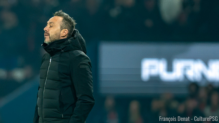 La victoire 2-1 du PSG à Barcelone mercredi soir a fait un heureux à Marseille puisque Roberto De Zerbi s'est servi du succès parisien en Champions League pour bomber le torse et tacler la presse parisienne.