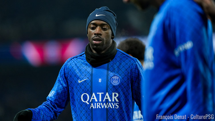 Le PSG s'est entraîné durant près d'une heure mercredi au Jaber Al-Ahmad International Stadium de Koweït City, à la veille du Trophée des champions face à l'OM ce jeudi (19h). Un entraînement qui était ouvert entièrement à la presse et qui a été diffusé en intégralité par le PSG sur sa chaîne Youtube et ses réseaux sociaux. Retrouvez ci-dessous le replay de cette séance en vidéo et en entier. Une initiative assez rare pour être soulignée et partagée.