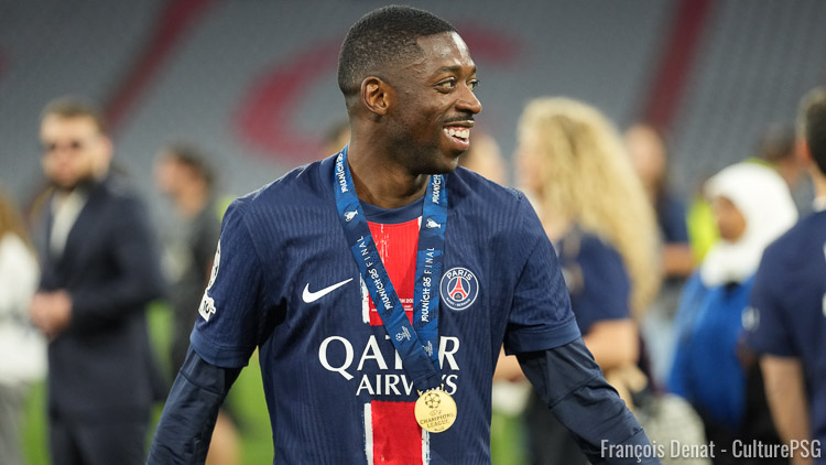 Ousmane Dembélé, qui avait parié des montres de luxe avec ses amis il y a quelques mois, s'est affiché dimanche avec une nouvelle montre ultra-rare au poignet lors des célébrations du PSG. Une Rolex portée notamment par Cristiano Ronaldo il y a quelques mois.