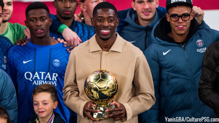 Né à Vernon dans l'Eure, Ousmane Dembélé a grandi à côté à Évreux, où il a fait ses débuts dans le football amateur. De retour du Qatar, la star du PSG va présenter son Ballon d'Or ce dimanche en Normandie.