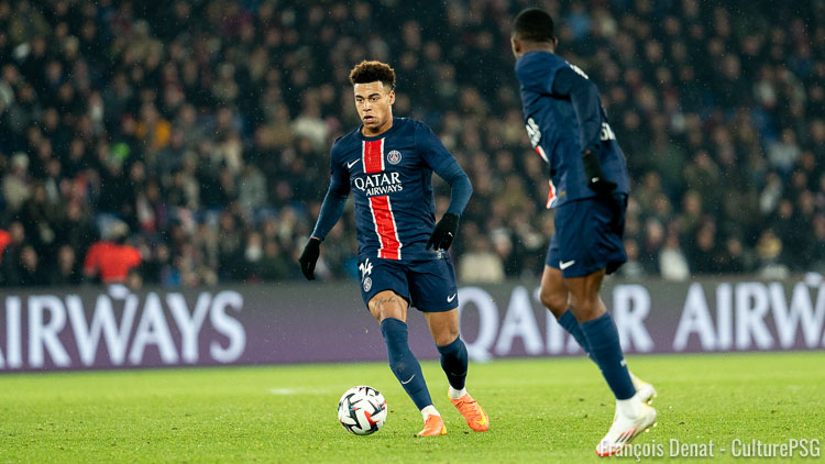Ancien entraîneur de Désiré Doué à Rennes, Julien Stéphan a vanté les qualités du nouvel international français, qui réalise une première saison au PSG pleine de promesses. Un joueur « hors-normes » qu'il voit finir dans l'axe du milieu de terrain à terme.