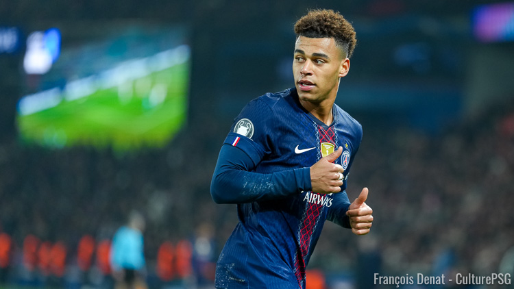 Le capitaine Marquinhos s'est présenté en zone mixte mardi soir après la victoire renversante du PSG à Monaco (3-2) en barrage aller de Champions League. Le Brésilien est revenu sur le début de match compliqué de son équipe et a salué la grosse rentrée de Désiré Doué, auteur d'un doublé et impliqué sur le but d'Achraf Hakimi. Marquinhos a aussi salué la mentalité de son équipe inculquée par Luis Enrique.