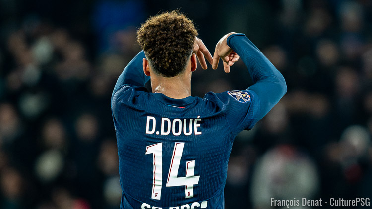Auteur d'une première sélection en équipe de France très prometteuse, Désiré Doué a confirmé au niveau international tout ce qu'il fait de bien au PSG depuis décembre. Malgré des débuts poussifs à Paris, l'ancien Rennais n'a jamais douté.