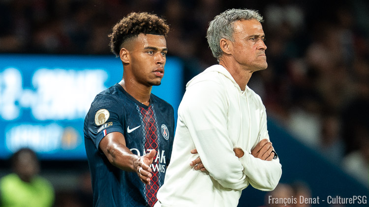 Cinq jours après sa défaite à Marseille, le PSG sera de retour sur les terrains ce samedi soir face à Auxerre au Parc des Princes dans le cadre de la 6e journée de Ligue 1. Un match que seulement deux Parisiens devraient manquer.