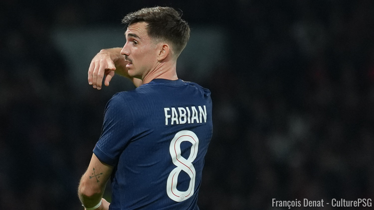 L'Espagne de Fabian Ruiz, qui a joué 83 minutes, a validé son billet pour la Coupe du monde 2026 grâce à son nul 2-2 face à la Turquie mardi soir à Séville. Dani Olmo et Oyarzabal ont marqué pour la Roja contre des buts de Gül et Özcan côté turc. Voici le résumé video et les buts de ce Espagne/Turquie, ainsi que les notes contrastées de Fabian Ruiz dans la presse espagnole :