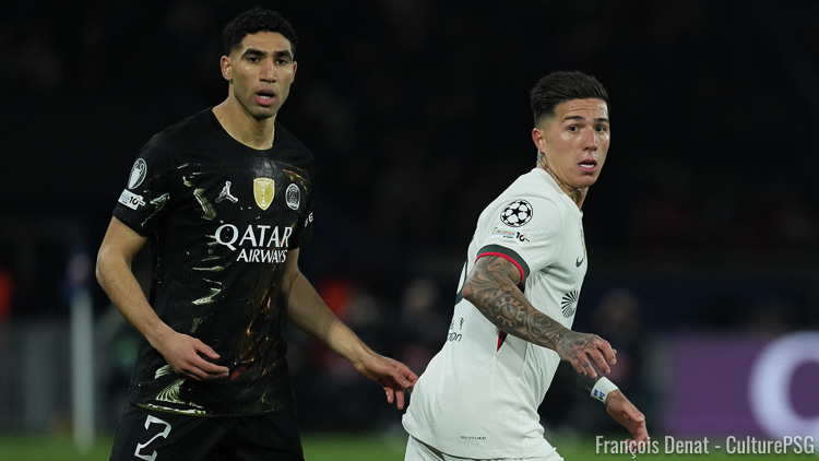 Dans les petits papiers du PSG, Enzo Fernandez a été passeur décisif et buteur mercredi soir au Parc des Princes, mais le milieu argentin de Chelsea a aussi chambré et eu un vilain geste au coup de sifflet final après la défaite 5-2 de son équipe.