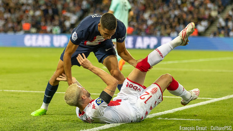 Sous la menace d'une suspension depuis maintenant plusieurs semaines, Achraf Hakimi voir son sursis s'arrêter ce mercredi soir après Monaco/PSG. Mais la mission s'annonce malgré tout compliquée, notamment face à un compatriote qui pourrait bien lui jouer des tours.