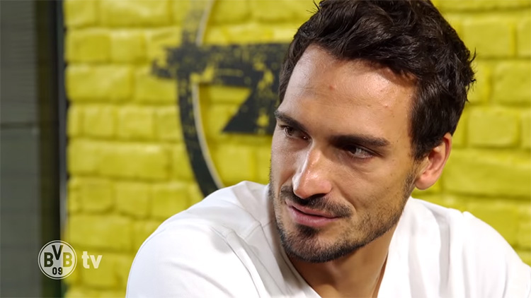 À l'issue de la victoire de Dortmund face à Mönchengladbach (1-2) samedi, Mats Hummels est revenu sur la bonne période du BVB, avant de livrer un petit pronostic pour le huitième de finale retour de la Ligue des Champions à venir face au PSG, mercredi prochain. 
