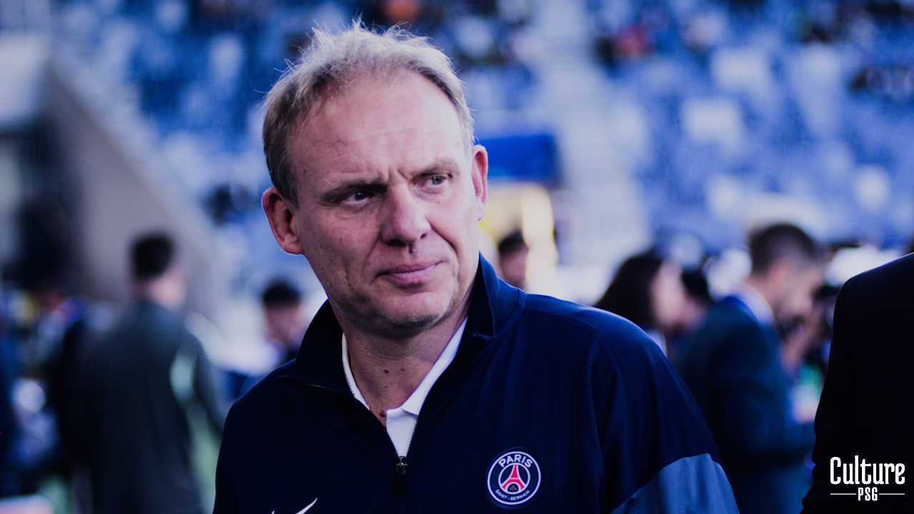 Avant le match des pros ce mercredi soir au Parc des Princes, les U19 du PSG démarreront leur campagne de Youth League face au Slovan Bratislava au Campus  de Poissy (14h30). Avant le lancement de la coupe d'Europe des moins de 19 ans, Jean-François Vulliez, entraîneur des Parisiens, nous a accordé un entretien exclusif.