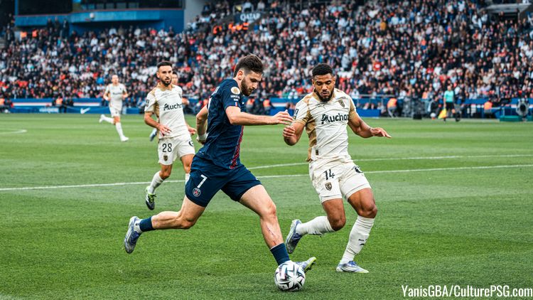 Au lendemain de la victoire du PSG contre Lille (3-0), le RC Lens a repris la tête du championnat grâce à sa courte victoire contre Auxerre. Mais pour résister au rythme des Parisiens, les Lensois doivent battre des records.