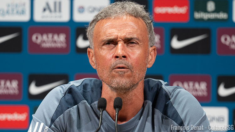 Leader de Ligue 1 après 12 journées et 5e du classement de la Champions League, le PSG est bien placé dans toutes les compétitions à un tiers de la saison. Comment la terminera-t-il ? L'IA d'Opta a sa petite idée.