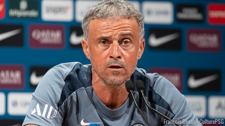 Luis Enrique et son capitaine Marquinhos seront présents en conférence de presse ce mardi à partir de 13h à la veille de PSG/Atalanta. Un passage à suivre en video sur le lien ci-dessous :