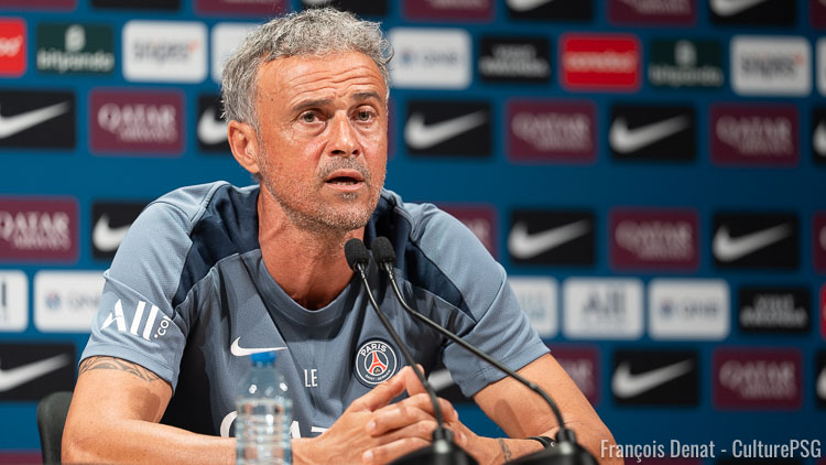Luis Enrique sera présent en conférence de presse ce jeudi à partir de 13h avant PSG/Angers. Un passage à suivre en video sur le lien ci-dessous :