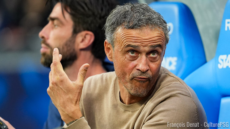 Auparavant vu comme le grand favori de la Coupe du monde des clubs par l'institut de statistiques Opta, le PSG n'est désormais plus dans ce cas depuis peu, malgré sa qualification. C'est Chelsea qui lui a chipé ce statut honorifique. 