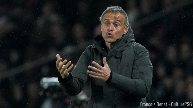 Alors que son équipe venait de perdre un match qu'elle avait pourtant tout pour gagner, c'est un Luis Enrique très paradoxal qui s'est présenté en conférence de presse, puisque « fier » du match de son équipe et « confiant en l'avenir ». Voici ses propos complets, retranscrits par nos soins.