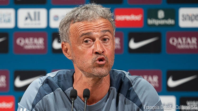 Après la courte et légèrement laborieuse victoire du PSG contre Angers, l'entraineur parisien Luis Enrique n'a pas caché cet état des lieux et il a rappelé qu'il allait encore falloir du temps à son équipe pour retrouver sa pleine mesure au micro de Ligue 1+.