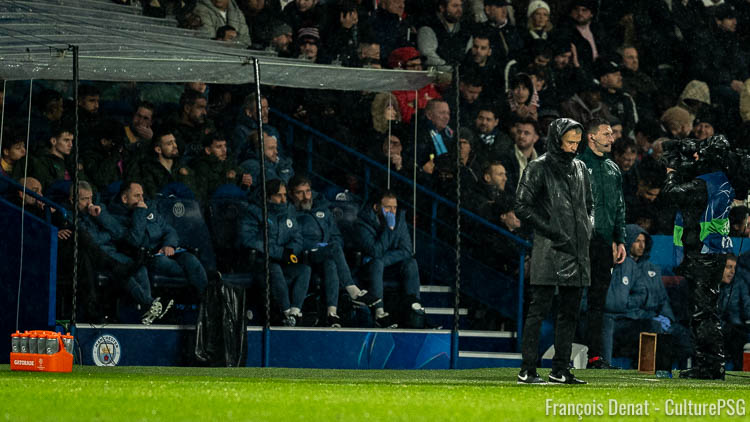 À l'instar des précédents déplacements européens, le PSG s'entraînera une dernière fois sur la pelouse de MHPArena de Stuttgart mardi comme le programme de l'avant-match dévoilé par le PSG l'explique.