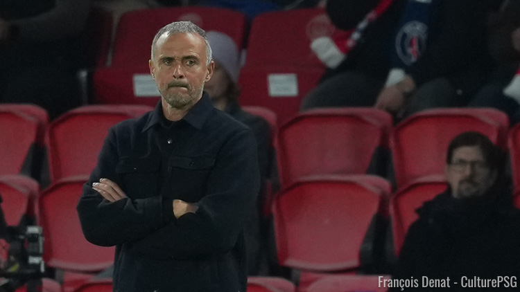 C'est un Luis Enrique bien conscient du match très moyen livré par son équipe face au Havre, malgré le score (3-0), qui s'est présenté en conférence de presse ce samedi soir. Mais l'entraîneur parisien avait malgré tout de bonnes choses à dire sur certains points, notamment concernant Lucas Chevalier, Nuno Mendes ou encore l'inimitable João Neves. Voici ses propos complets, retranscrits par nos soins.