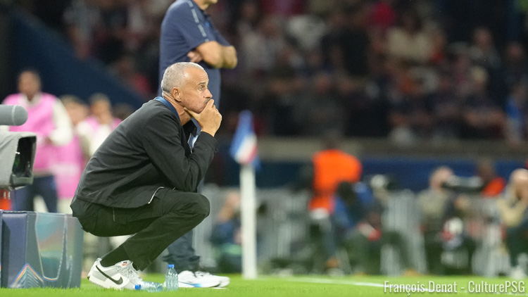 Après la formidable victoire de son équipe (2-1) à Barcelone, l'entraîneur du PSG Luis Enrique a mis en avant la mentalité de son équipe, affaiblie mais victorieuse malgré tout.