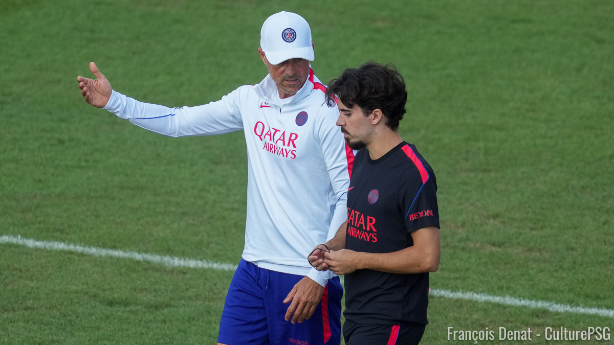 Après deux jours de repos ce week-end, le PSG retrouvera le Campus ce lundi pour le début d'une nouvelle semaine de Ligue 1. Luis Enrique a prévu des séances d'entraînements chaque jour jusqu'à la réception de l'AS Monaco vendredi au Parc des Princes (21h05).