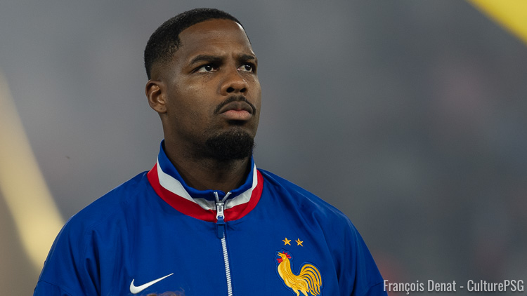 La presse du jour se rejoint dans les grandes lignes concernant les compositions d'équipe du match Islande/France de ce lundi soir (20h45) comptant pour les qualifications à la Coupe du monde 2026. Il existe simplement un doute en attaque côté tricolore. Trois anciens joueurs du PSG devraient démarrer le match, mais Lucas Chevalier comme Lucas Hernandez seront eux remplaçants.